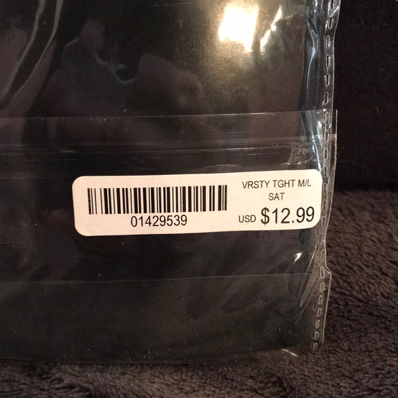 Varsity Stripe Tights from spirit Halloween - Picture 3 of 4